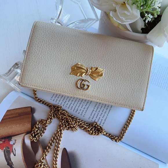 Gucci Calfskin GG Marmont Bow Chain Wallet White - Picture 2 of 6